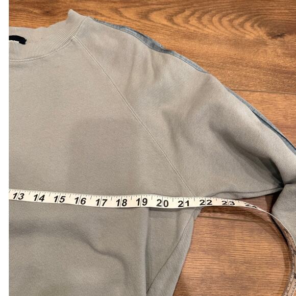 Monrow Supersoft Vintage Lounge Set w/ Silky Stripes in Sage Green size Medium - Picture 8 of 15